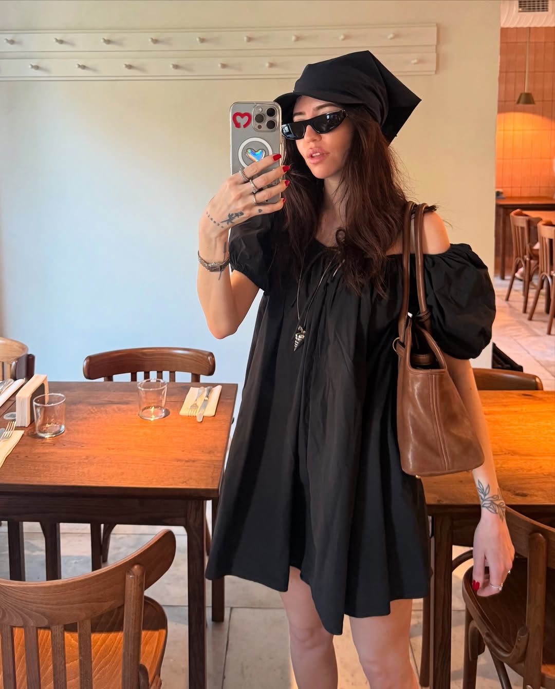 Наймодніші окуляри літа 2025: що носять Дорофєєва, Сумська та Трегубова (фото)